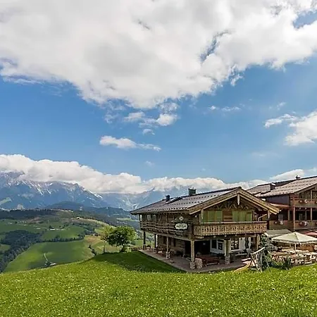 Berggasthof Christernreith 여관 *