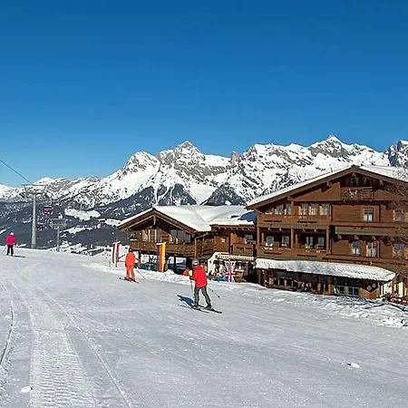 Berggasthof Christernreith 여관 *